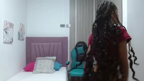 Snapshot of melody_mercy chatting on 12/11/24, 12:12 melody_mercy online show from 12/11/24, 12:12