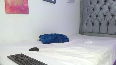 Snapshot of melody_mercy chatting on 12/12/24, 06:42 melody_mercy online show from 12/12/24, 06:42