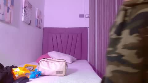 Snapshot of melody_mercy chatting on 01/08/25, 12:05 melody_mercy online show from 01/08/25, 12:05