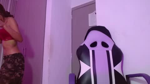 Snapshot of melody_mercy chatting on 01/11/25, 12:18 melody_mercy online show from 01/11/25, 12:18