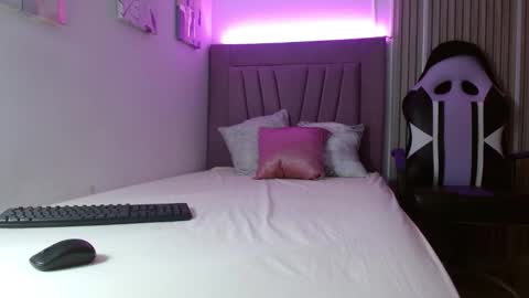 Snapshot of melody_mercy chatting on 01/25/25, 12:16 melody_mercy online show from 01/25/25, 12:16