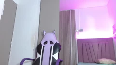 Snapshot of melody_mercy chatting on 02/06/25, 06:24 melody_mercy online show from 02/06/25, 06:24