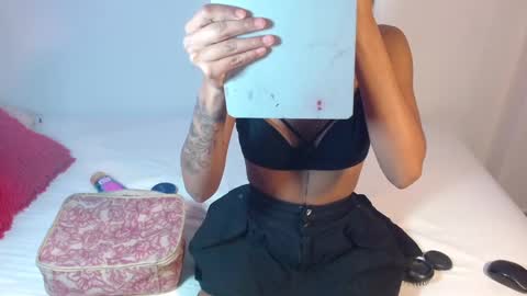 Snapshot of melody_mercy chatting on 02/22/25, 12:08 melody_mercy online show from 02/22/25, 12:08