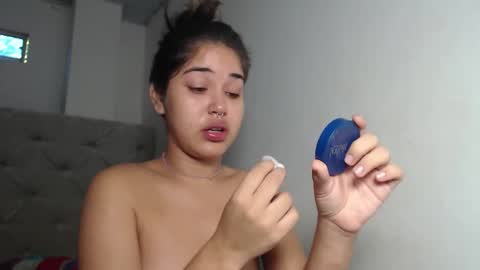 Snapshot of melody_phillips2 chatting on 12/20/25, 02:02 melody phillips online show from 12/20/25, 02:02