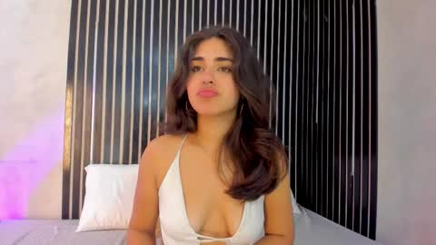 Snapshot of melody_phillips2 chatting on 02/12/26, 05:02 melody phillips online show from 02/12/26, 05:02