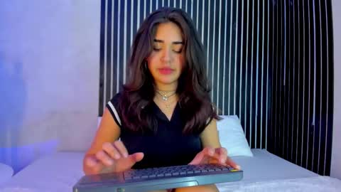 Snapshot of melody_phillips2 chatting on 02/24/26, 05:16 melody phillips online show from 02/24/26, 05:16