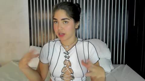 Snapshot of melody_phillips2 chatting on 03/21/26, 09:36 melody phillips online show from 03/21/26, 09:36