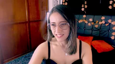 Melody online show from 09/12/25, 10:43