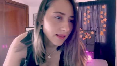 Melody online show from 09/29/25, 03:39