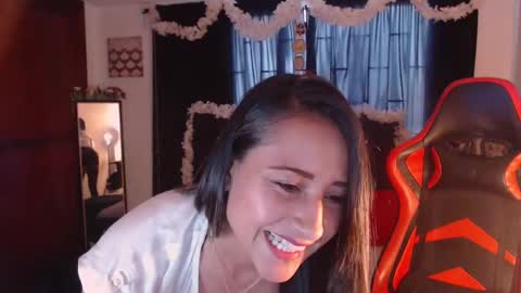 Melody online show from 10/07/25, 03:09