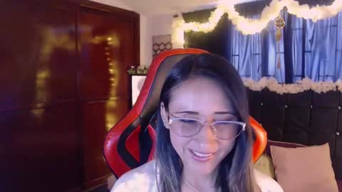 Melody online show from 10/25/25, 07:41