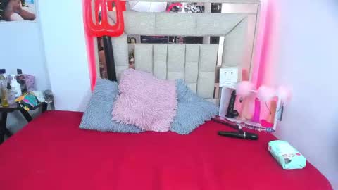 melody online show from 09/09/25, 09:53