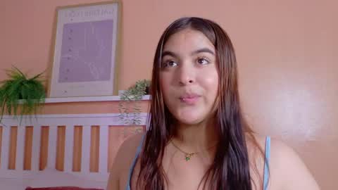 Snapshot of melodycollins__ chatting on 03/21/26, 07:17 M E L O D Y online show from 03/21/26, 07:17