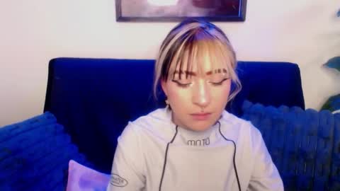 Snapshot of melodygirl2__ chatting on 04/04/26, 07:44 MELODY online show from 04/04/26, 07:44