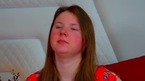 Snapshot of melodymoores chatting on 04/13/26, 06:30 Melody online show from 04/13/26, 06:30