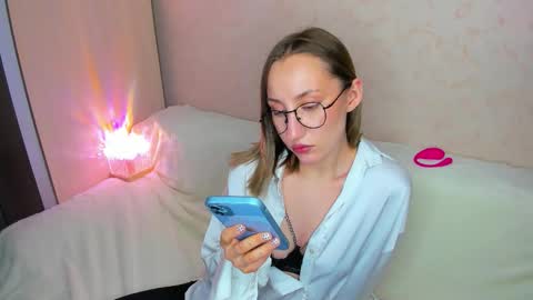 Kaylie online show from 02/05/26, 09:19