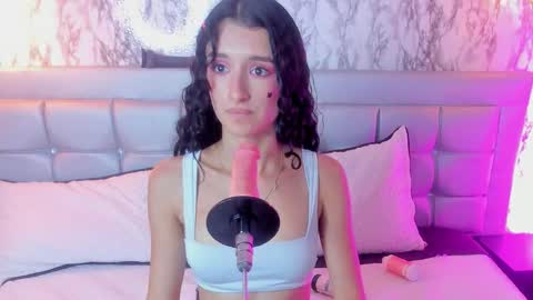 Snapshot of melodyy_sweety chatting on 10/12/25, 03:38 Melody online show from 10/12/25, 03:38