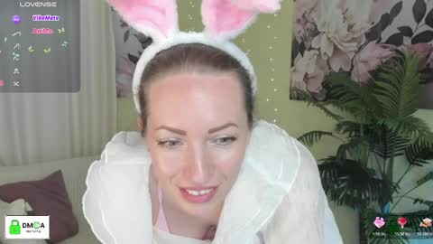 Snapshot of melodyys chatting on 04/05/26, 04:04 Melody My schedule this week Wednesday Thursday Sunday online show from 04/05/26, 04:04