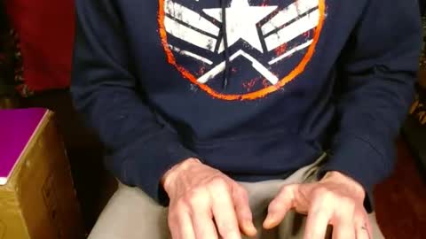 Snapshot of melvin985 chatting on 11/17/25, 04:24 Mel online show from 11/17/25, 04:24