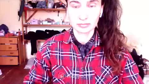 Snapshot of memorningdew chatting on 04/03/26, 05:49 Yummygirl online show from 04/03/26, 05:49