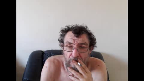 memyself8 online show from 09/27/25, 10:09