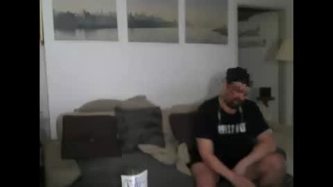 Snapshot of menace2dennis chatting on 03/27/26, 08:09 Dennis2Menace online show from 03/27/26, 08:09
