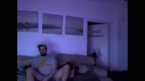 Snapshot of menace2dennis chatting on 04/11/26, 10:47 Dennis2Menace online show from 04/11/26, 10:47