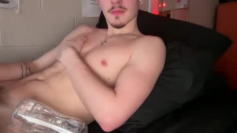 Snapshot of menarethebest123 chatting on 01/15/25, 08:05 menarethebest123 online show from 01/15/25, 08:05