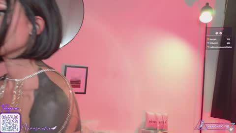 Snapshot of menasaurio_ chatting on 01/12/25, 12:28 Mena  Help me reach 700 thumbs up online show from 01/12/25, 12:28