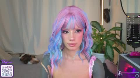 Snapshot of menasaurio_ chatting on 02/22/25, 06:52 Mena  Help me reach 700 thumbs up online show from 02/22/25, 06:52