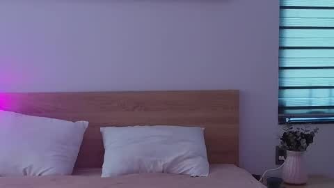 Snapshot of mencialo chatting on 04/25/26, 03:31 Mencialo online show from 04/25/26, 03:31