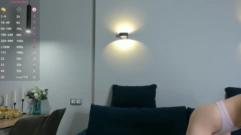 Snapshot of mendaciouss chatting on 01/06/25, 11:07 Hello My name is Lily online show from 01/06/25, 11:07