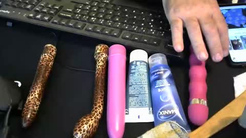 Snapshot of mentosgum chatting on 09/21/25, 06:31 mentosgum online show from 09/21/25, 06:31