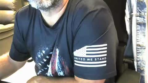 Snapshot of mentosgum chatting on 09/25/25, 04:54 mentosgum online show from 09/25/25, 04:54