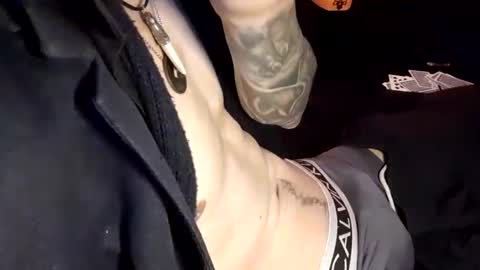 Snapshot of menyy666 chatting on 03/01/25, 10:55 Giorggio Fragacci online show from 03/01/25, 10:55