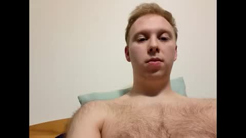 Snapshot of meow732 chatting on 10/25/25, 12:51 meow732 online show from 10/25/25, 12:51