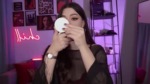 Snapshot of meow__baby chatting on 10/15/25, 05:13 Amy Meow online show from 10/15/25, 05:13