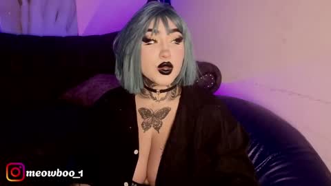 Snapshot of meow_boo chatting on 04/21/26, 07:17 Aruz online show from 04/21/26, 07:17