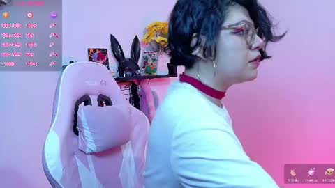 Snapshot of meow_cat4 chatting on 06/19/26, 11:47 Cata online show from 06/19/26, 11:47