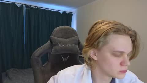 Snapshot of meow_mickey chatting on 02/09/25, 05:08 Mickey online show from 02/09/25, 05:08