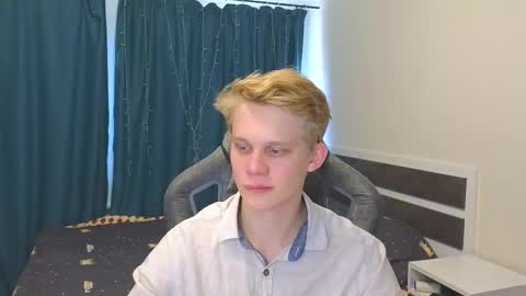 Mickey online show from 11/04/25, 10:47