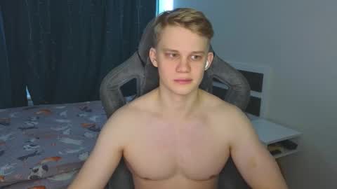 Snapshot of meow_mickey chatting on 02/05/26, 06:51 Mickey online show from 02/05/26, 06:51