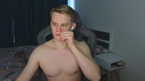 Snapshot of meow_mickey chatting on 02/10/26, 04:49 Mickey online show from 02/10/26, 04:49