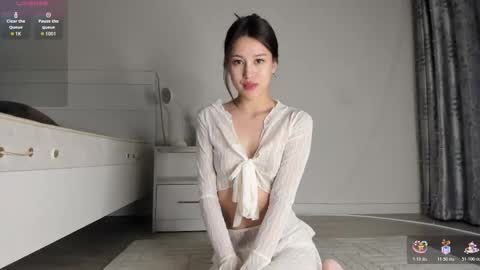 Mikasa online show from 11/08/25, 07:01