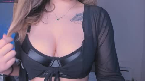 Snapshot of meow_rinnie chatting on 12/05/25, 10:02 My links --- online show from 12/05/25, 10:02