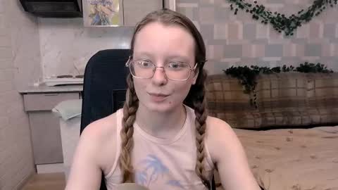 Snapshot of meowcr chatting on 10/02/25, 01:29 meowcr online show from 10/02/25, 01:29