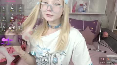 Snapshot of meowkakitty chatting on 11/03/25, 02:13 MeowkaKitty online show from 11/03/25, 02:13