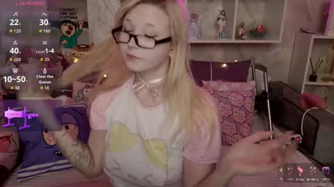 MeowkaKitty online show from 02/16/26, 02:40