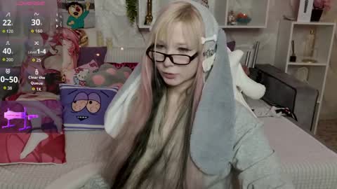 MeowkaKitty online show from 03/25/26, 02:06