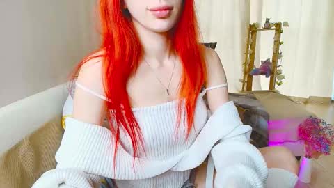 Snapshot of meowroslava chatting on 10/14/25, 12:50 meowroslava online show from 10/14/25, 12:50